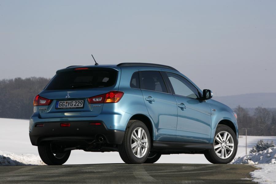  Mitsubishi ASX 2010 года  (фото 34 из 82)
